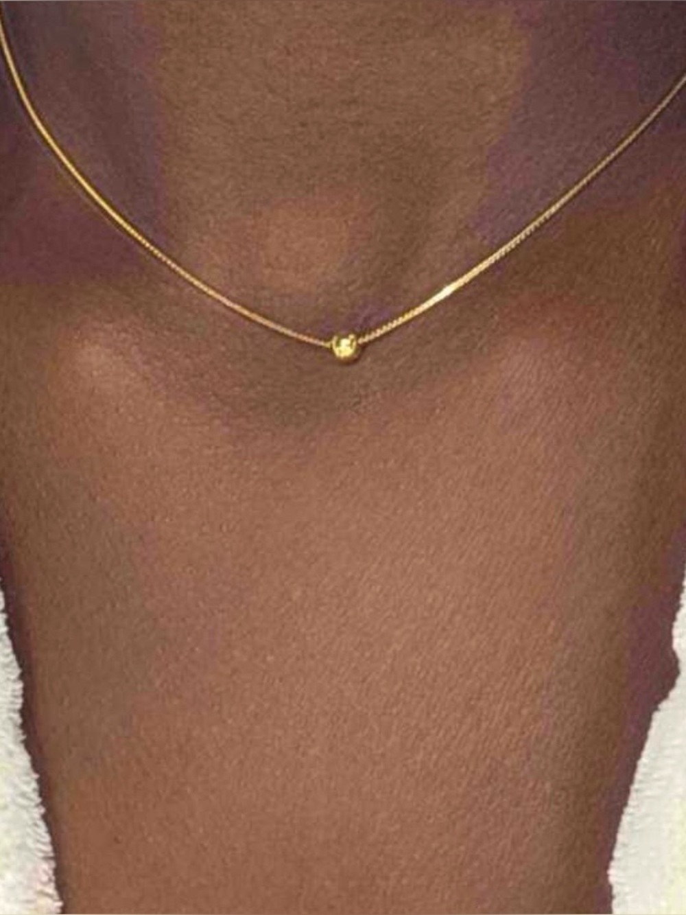 Delicate gold necklace
